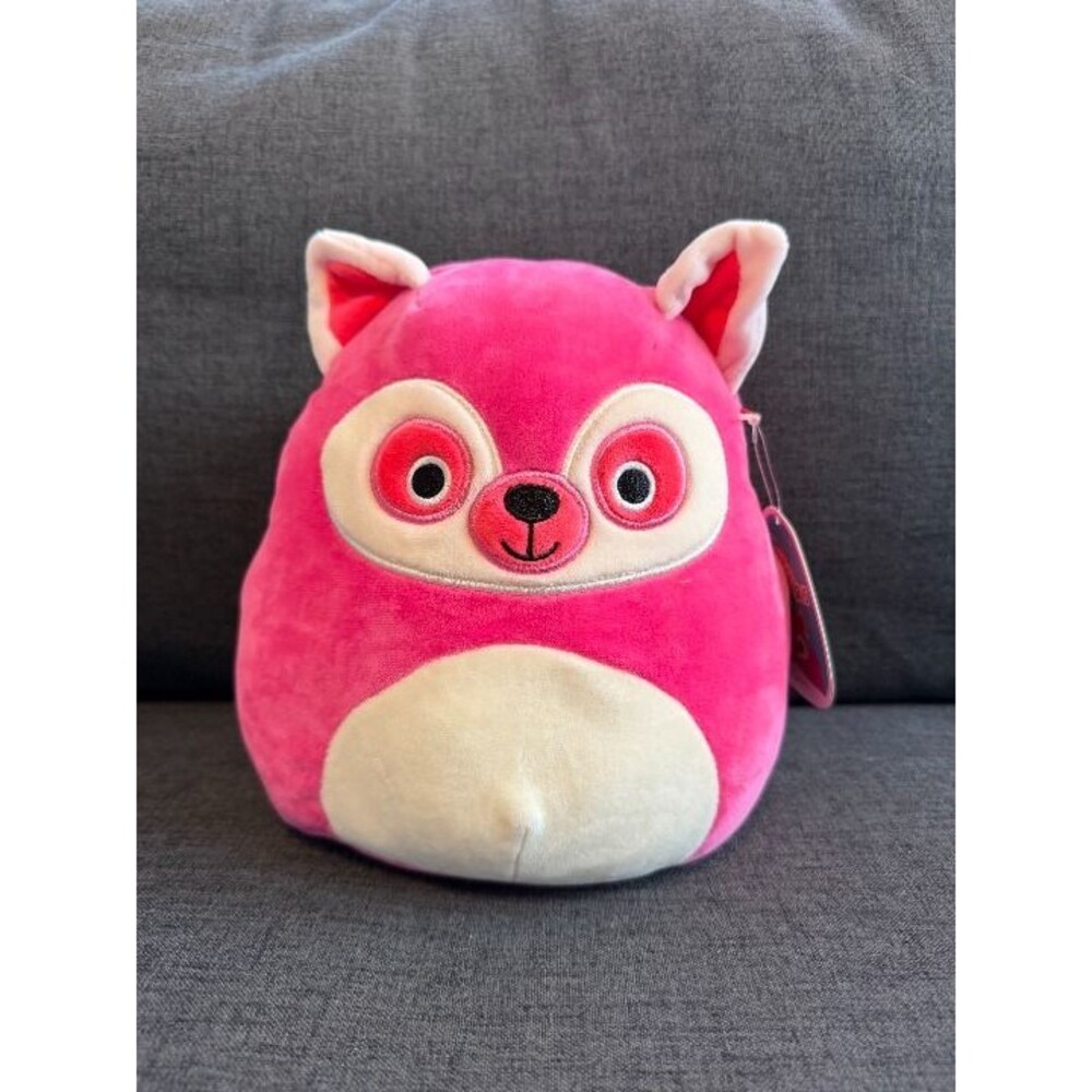 NWT Lucia the Hot Pink Lemur Squishmallow 10” Bright Squad